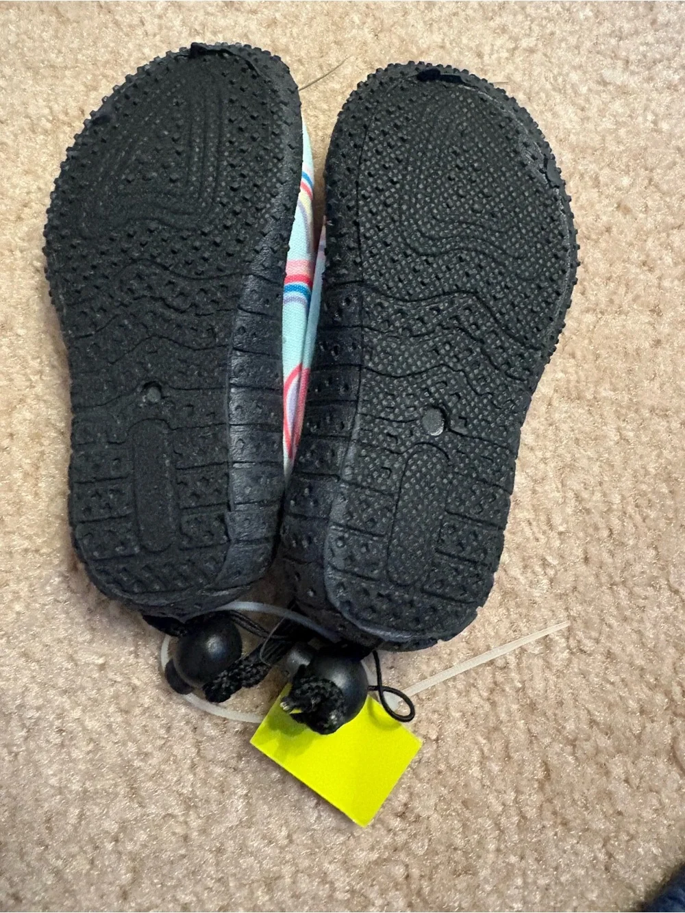 Tommy Bahama Rainbow Water Shoes - (5/6) New